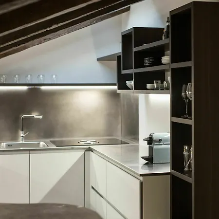 Apartment Triestevillas Genova 8 *