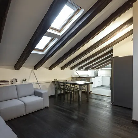 Apartment Triestevillas Genova 8 *